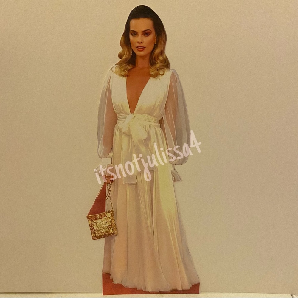 Margot Robbie Cardboard Cutout *NOT LIFESIZED*